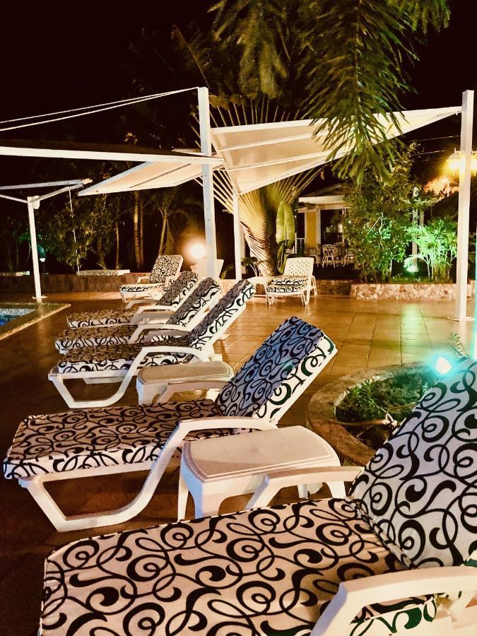 Hotel Casa Amarilla Et Restaurant Пунта Чаме Екстериор снимка